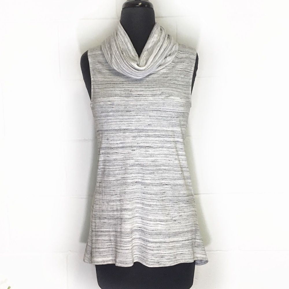 Anthropologie Gray Sleeveless Tunic